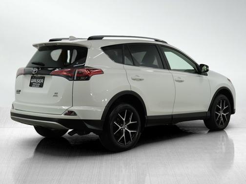 2016 Toyota RAV4 SE