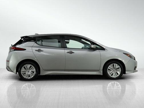 2023 Nissan Leaf S