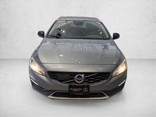 2017 Volvo V60 Cross Country T5