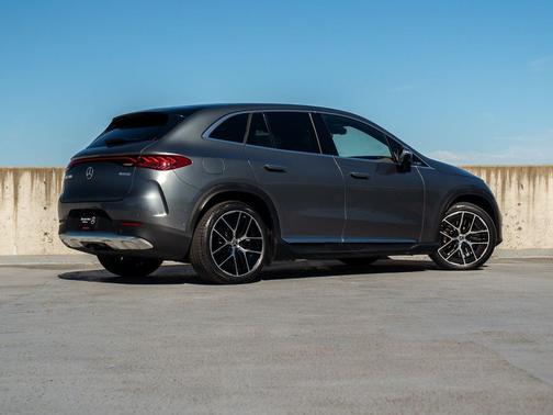 Selenite Grey Metallic 2023 Mercedes-Benz EQE 350 4MATIC
