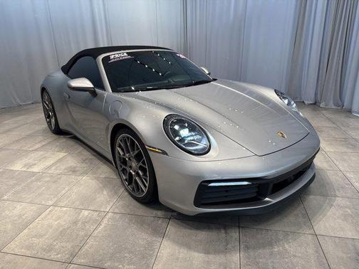 2020 Porsche 911 Carrera 4S Cabriolet
