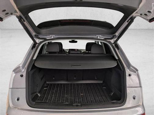 2024 Audi Q5 45 S line Premium Plus