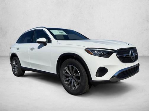 Polar White 2027 Mercedes-Benz GLC 300 4MATIC