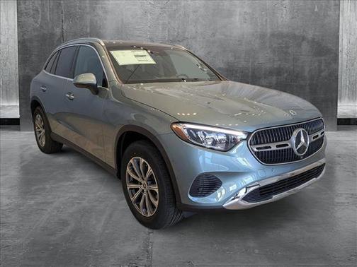 2025 Mercedes-Benz GLC 300 4MATIC