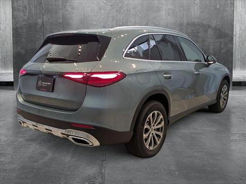 2025 Mercedes-Benz GLC 300 4MATIC