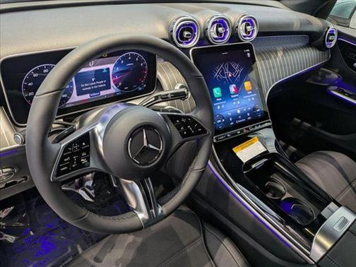 2025 Mercedes-Benz GLC 300 4MATIC