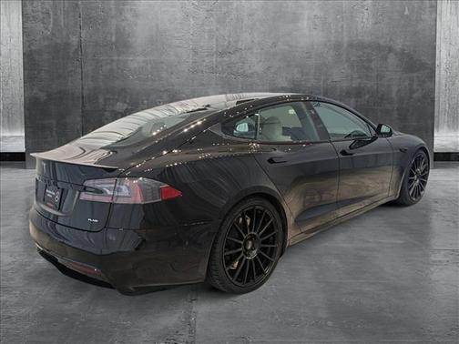 2021 Tesla Model S Plaid
