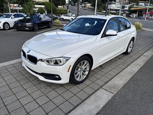 Alpine White 2018 BMW 320 i