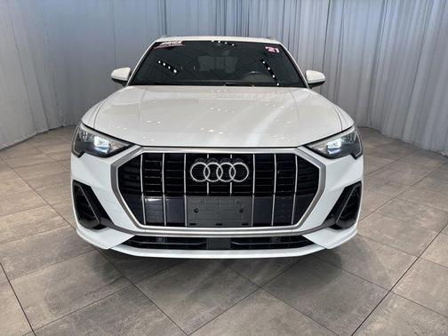 2021 Audi Q3 45 S line Premium