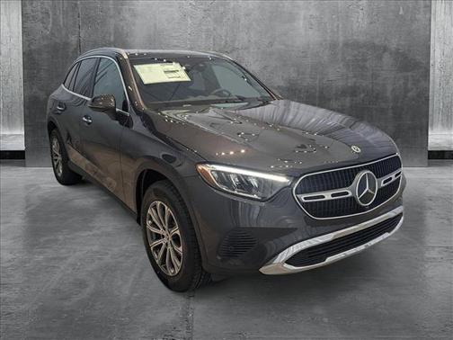 2025 Mercedes-Benz GLC 300 4MATIC