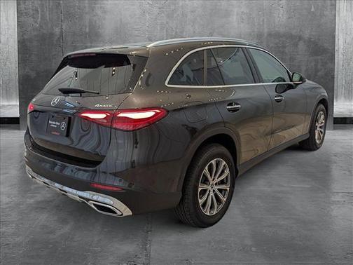 2025 Mercedes-Benz GLC 300 4MATIC
