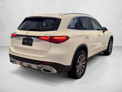 2025 Mercedes-Benz GLC 300 4MATIC