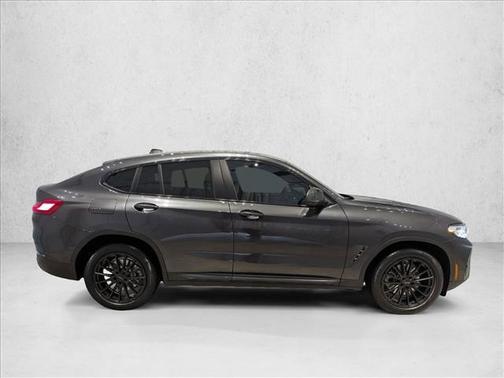 2024 BMW X4 xDrive30i