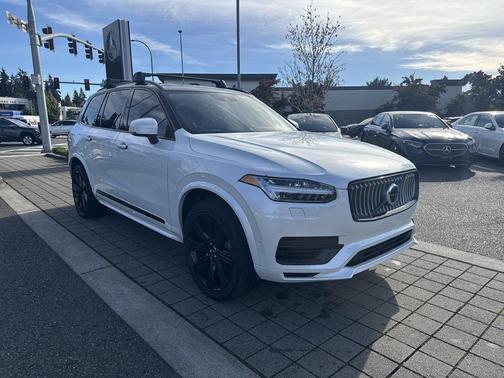 White 2021 Volvo XC90 Recharge Plug-In Hybrid T8 Inscription 6 Passenger