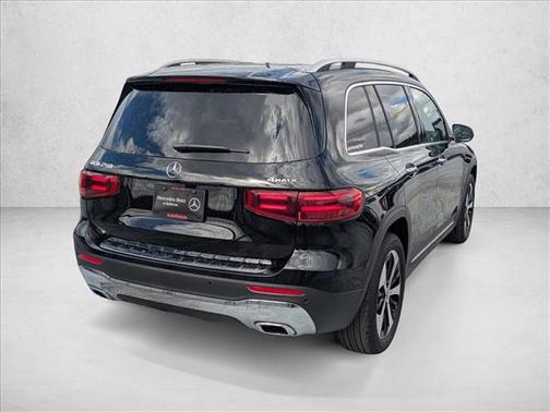 2026 Mercedes-Benz GLB 250 4MATIC