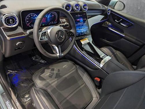 2025 Mercedes-Benz GLC 350e Base