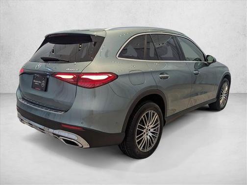 2025 Mercedes-Benz GLC 300 4MATIC