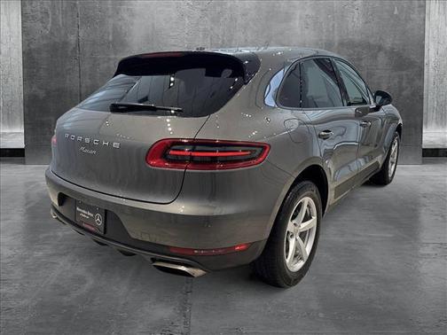 2018 Porsche Macan Base