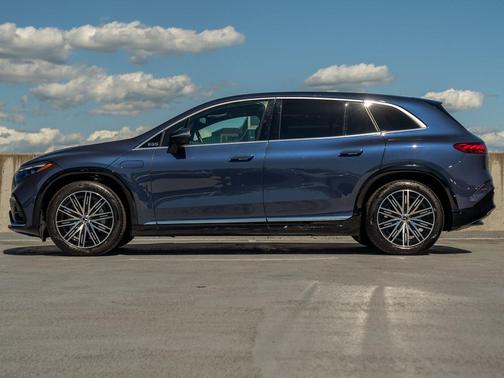 Twilight Blue Metallic 2026 Mercedes-Benz EQS 400 EQS 400