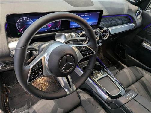 2025 Mercedes-Benz GLB 250 4MATIC