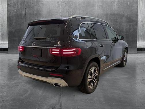 2025 Mercedes-Benz GLB 250 4MATIC