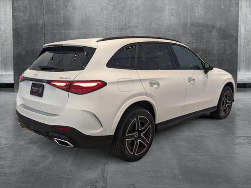 2025 Mercedes-Benz GLC 300 4MATIC