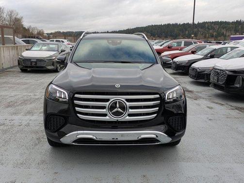 Obsidian Black Metallic 2026 Mercedes-Benz GLS 450 4MATIC