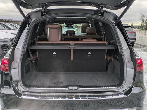 Obsidian Black Metallic 2026 Mercedes-Benz GLS 450 4MATIC