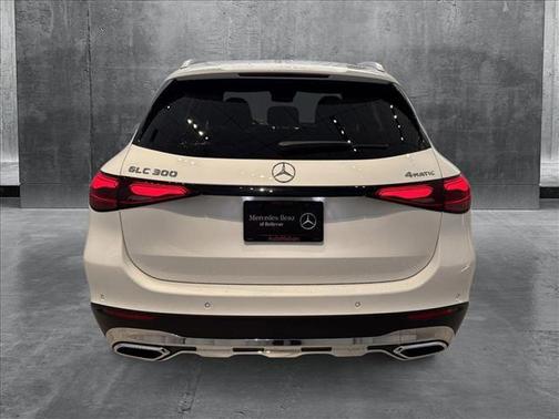 2025 Mercedes-Benz GLC 300 4MATIC