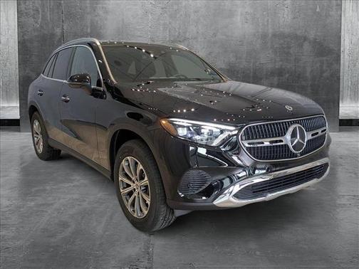2025 Mercedes-Benz GLC 300 4MATIC