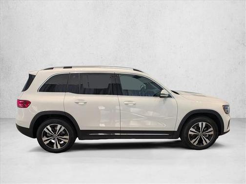 2025 Mercedes-Benz GLB 250 4MATIC