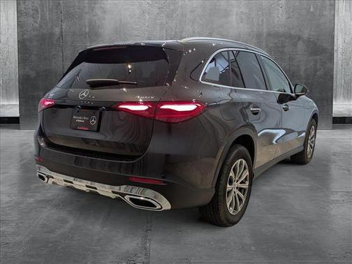 2025 Mercedes-Benz GLC 300 4MATIC