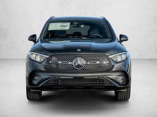 Graphite Grey Metallic 2026 Mercedes-Benz GLC 300 4MATIC