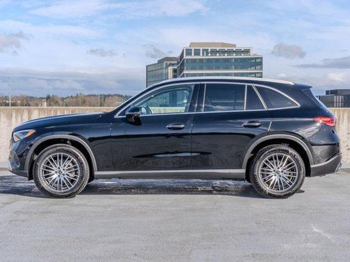 2023 Mercedes-Benz GLC 300 4MATIC