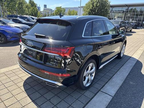 Black 2022 Audi Q5 45 S line Premium Plus