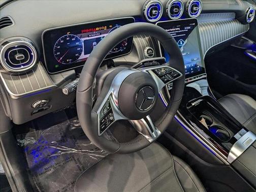 2025 Mercedes-Benz GLC 350e Base