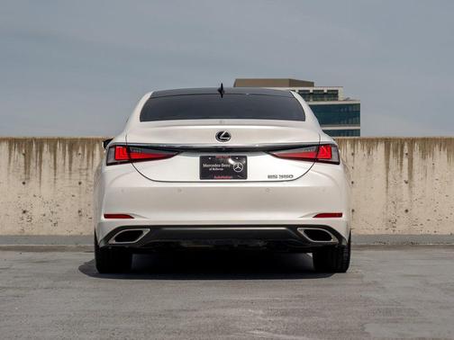 Eminent White Pearl 2019 Lexus ES 350 Luxury