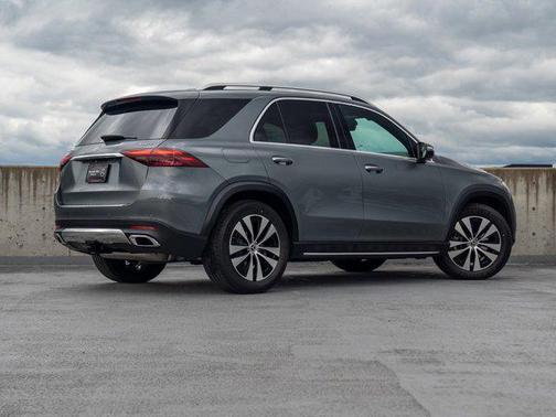 Selenite Grey Metallic 2026 Mercedes-Benz GLE 350 4MATIC