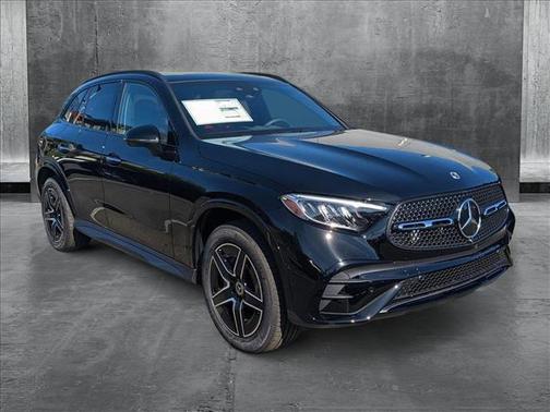 2025 Mercedes-Benz GLC 300 4MATIC