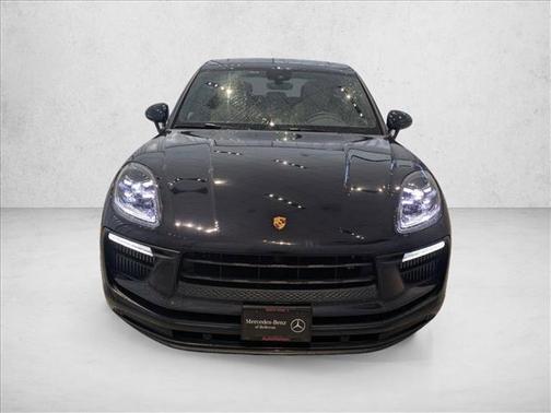 2022 Porsche Macan S