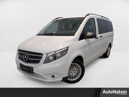 2018 Mercedes-Benz Metris Base