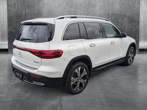 2025 Mercedes-Benz EQB 300 4MATIC
