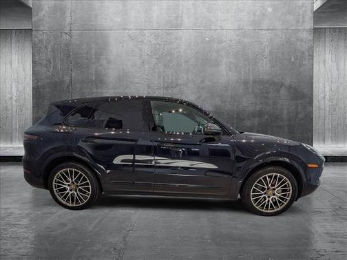 2022 Porsche Cayenne Platinum Edition