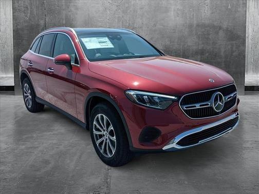 2025 Mercedes-Benz GLC 300 4MATIC