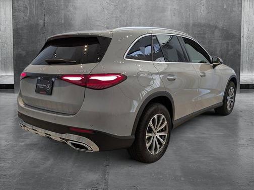 2025 Mercedes-Benz GLC 300 4MATIC