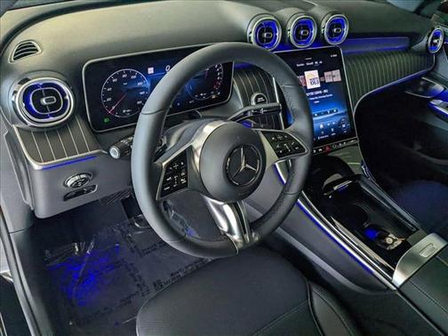 2025 Mercedes-Benz GLC 350e Base