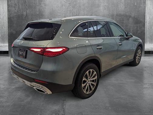 2025 Mercedes-Benz GLC 300 4MATIC