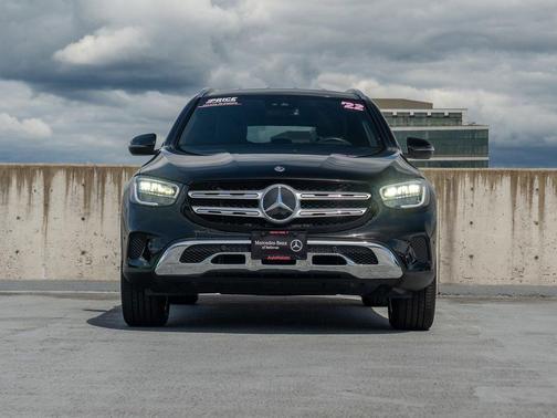 Black 2022 Mercedes-Benz GLC 300 Base