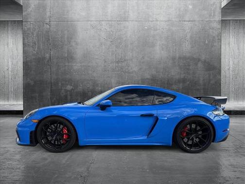 2022 Porsche 718 Cayman GT4