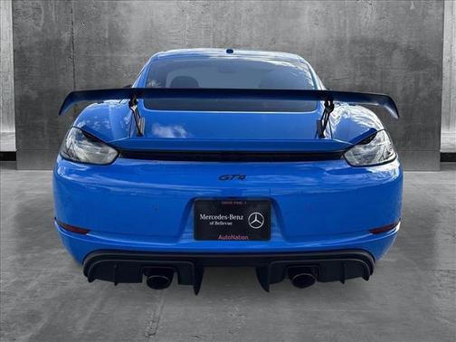 2022 Porsche 718 Cayman GT4